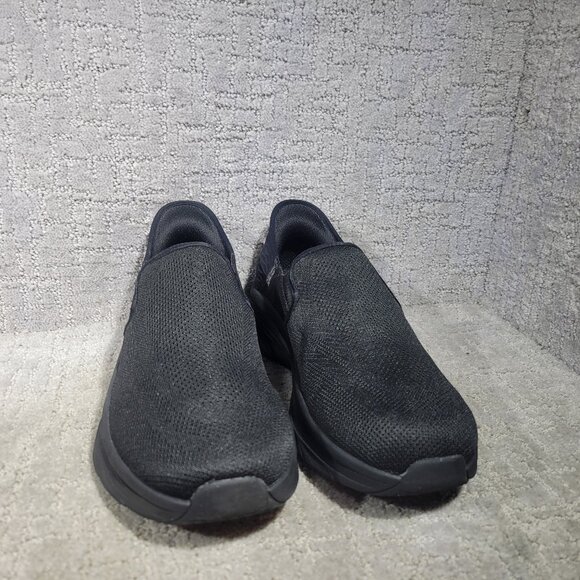 Skechers D'Lux Walker Relaxed Fit Orford Men's Size 11.5 Black Slip-in Sneakers - Picture 2 of 11